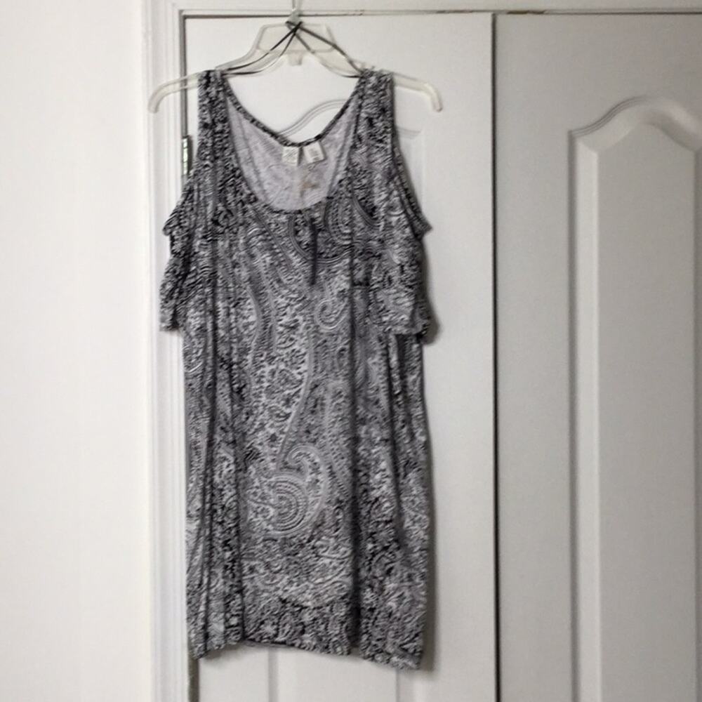 Artisian NY 2x cold should top NWOT perfect